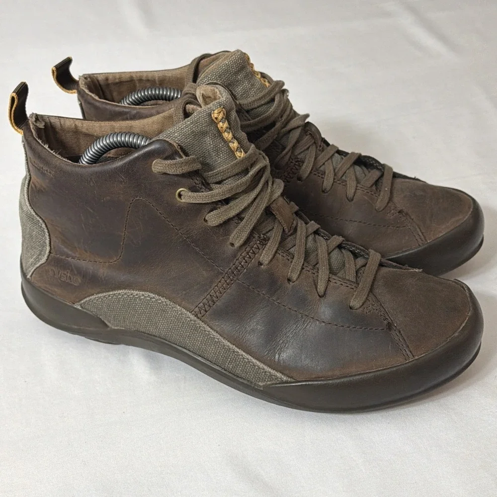 Cushe‎ Hood WP Chukka Boots Shoes Men's 9 Dark Brown Leather Lace Up Waterproof